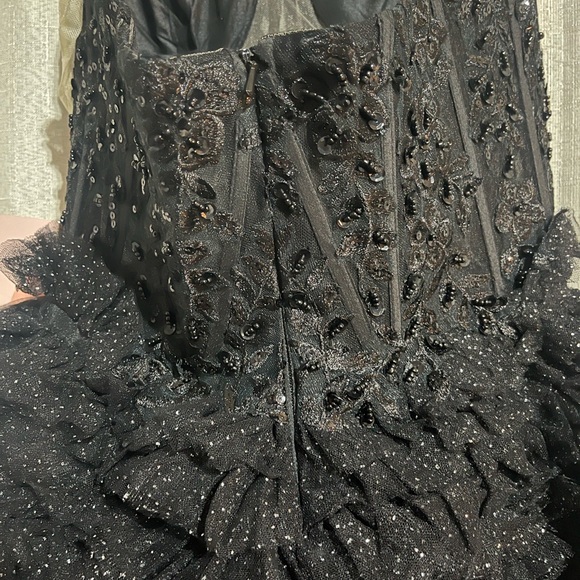 Beautiful NWT Black size 2 Prom Dress! - Picture 10 of 14